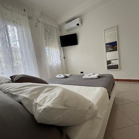 Vacanze Romane Apartment In روما المظهر الخارجي الصورة