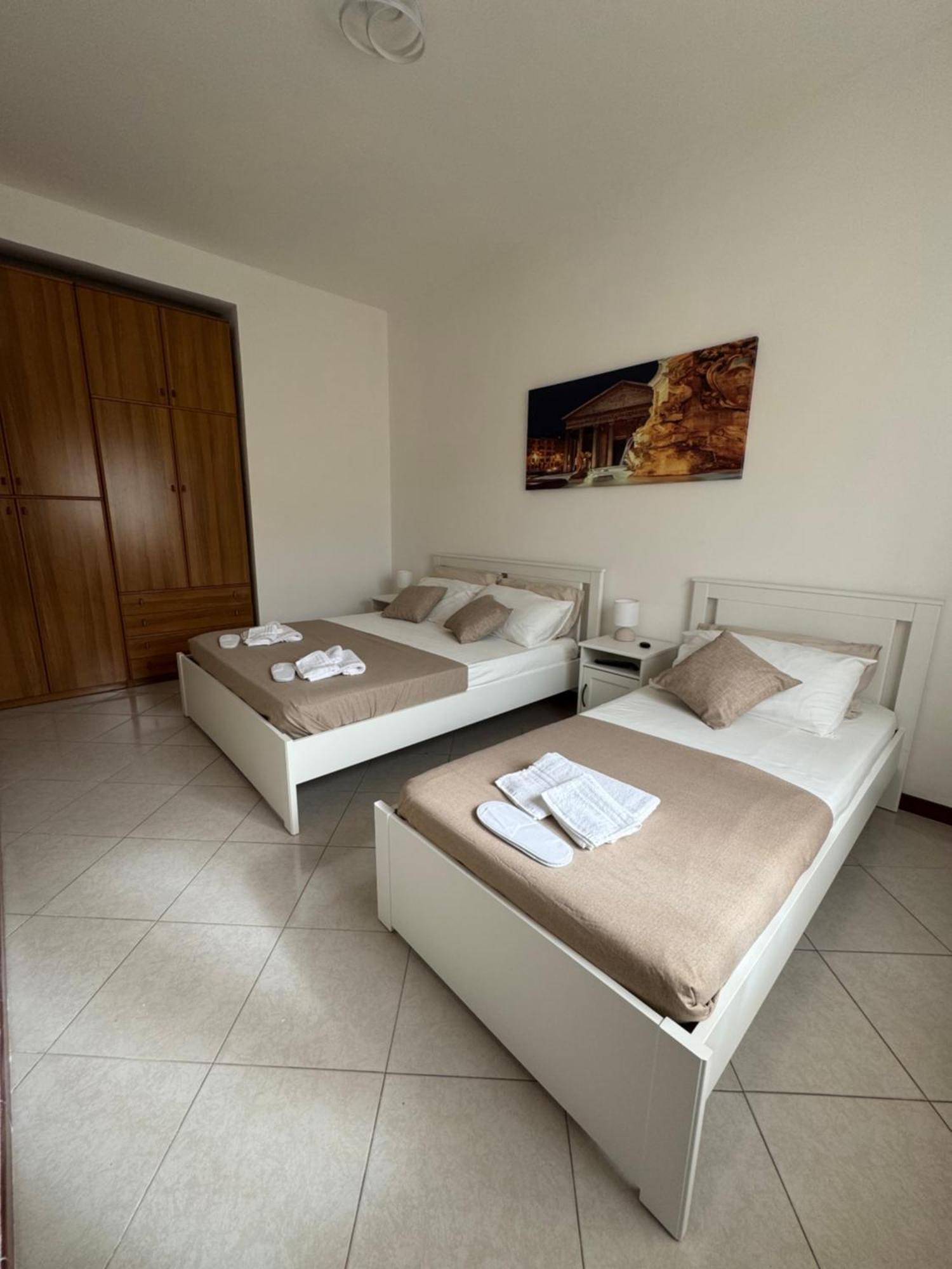 Vacanze Romane Apartment In روما المظهر الخارجي الصورة