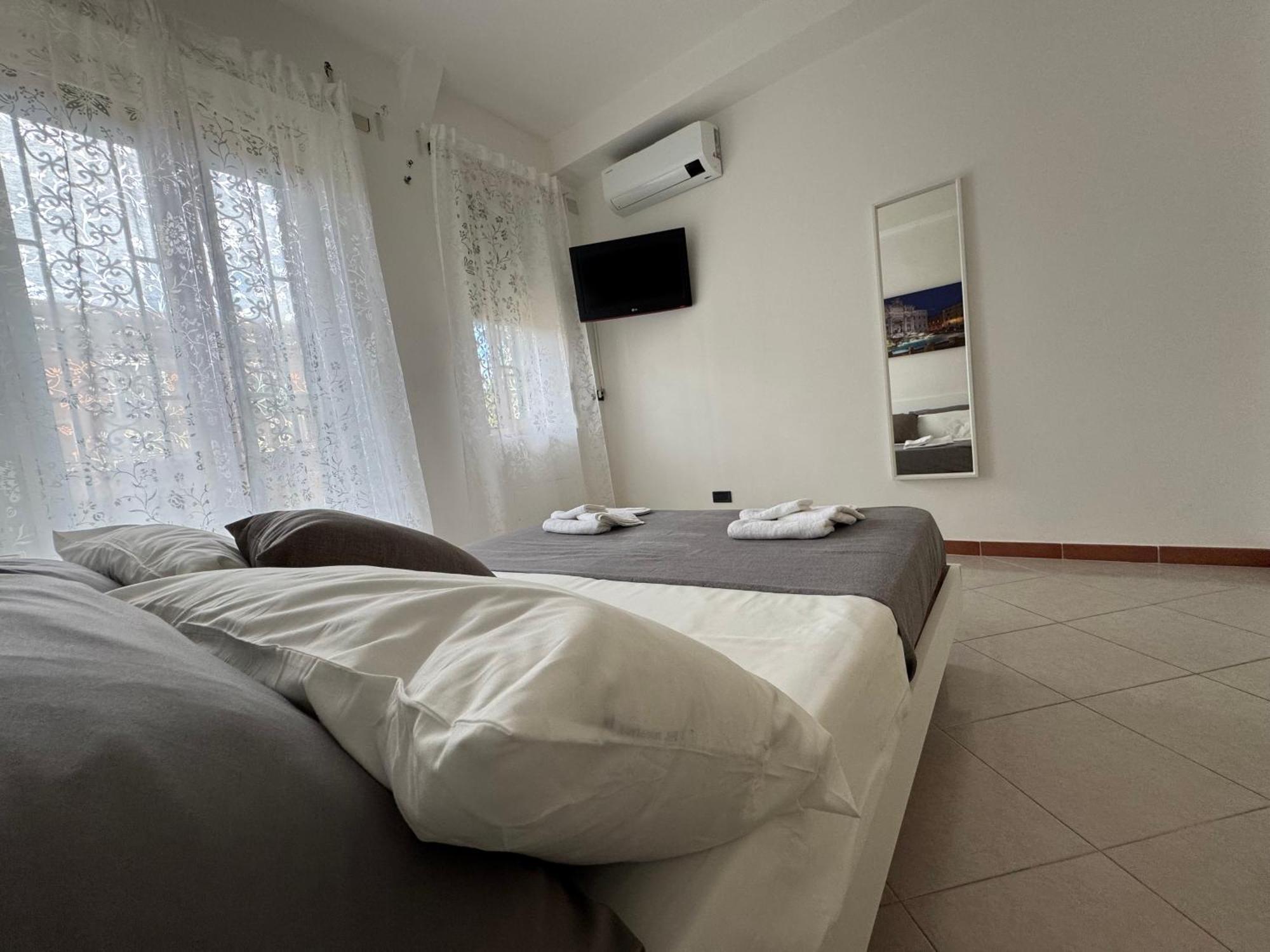 Vacanze Romane Apartment In روما المظهر الخارجي الصورة